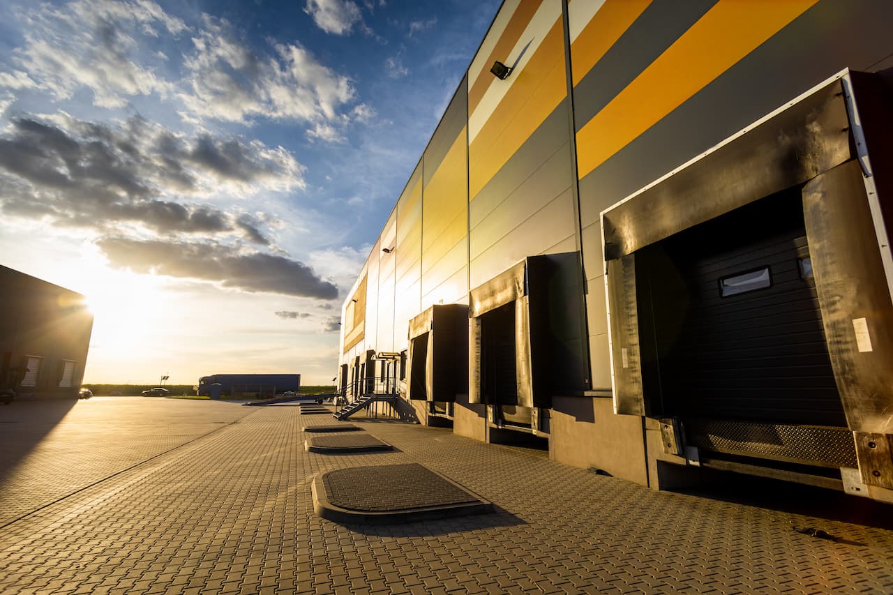 Cargo loading dock warehouse center