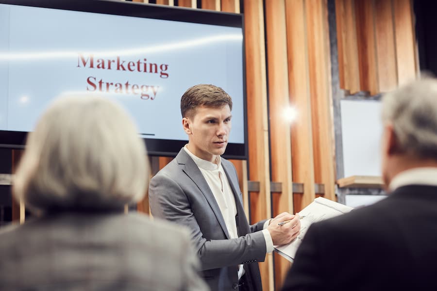Corporate Presentation of a Marketing Strategy to Colleagues